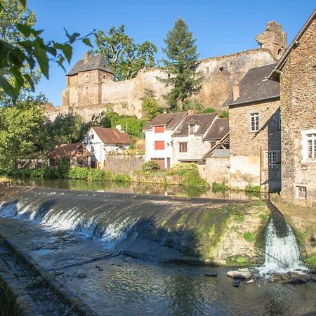 Villa Au Bord De La Rivier Segur-le-Chateau エクステリア 写真
